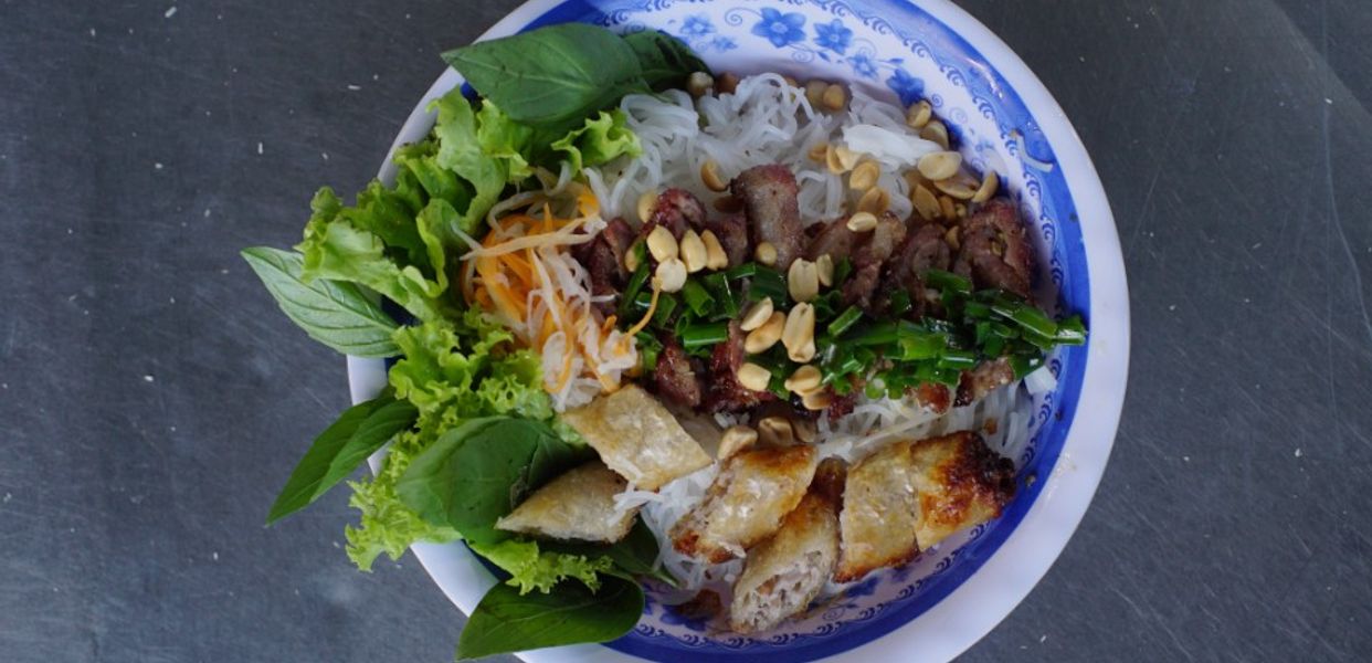 tiem-an-ong-beo-bun-thit-nuong-xuan-dieu