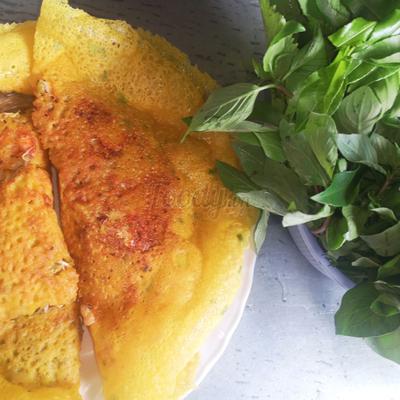 banh-xeo-ga-cu-hu-dua-coconut-pan-cake-with-chicken
