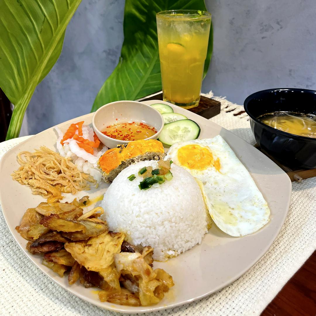 com-tam-xa-xiu-bi-cha-trung