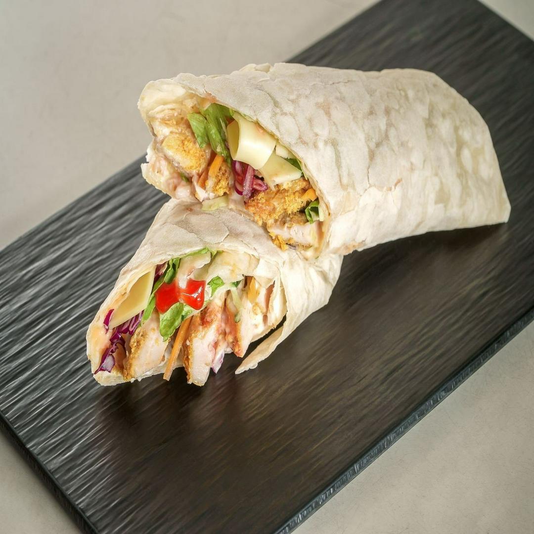 kebab-cuon-thit-ga-ac-biet-pho-mai