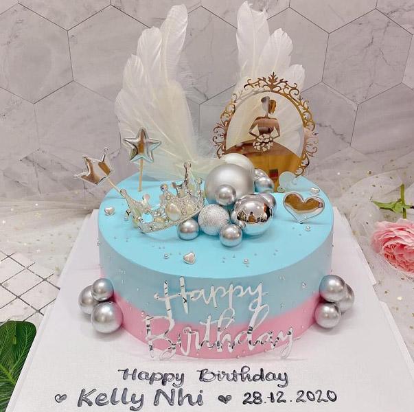 banh-kem-gan-long-vu-va-phu-kien-m5