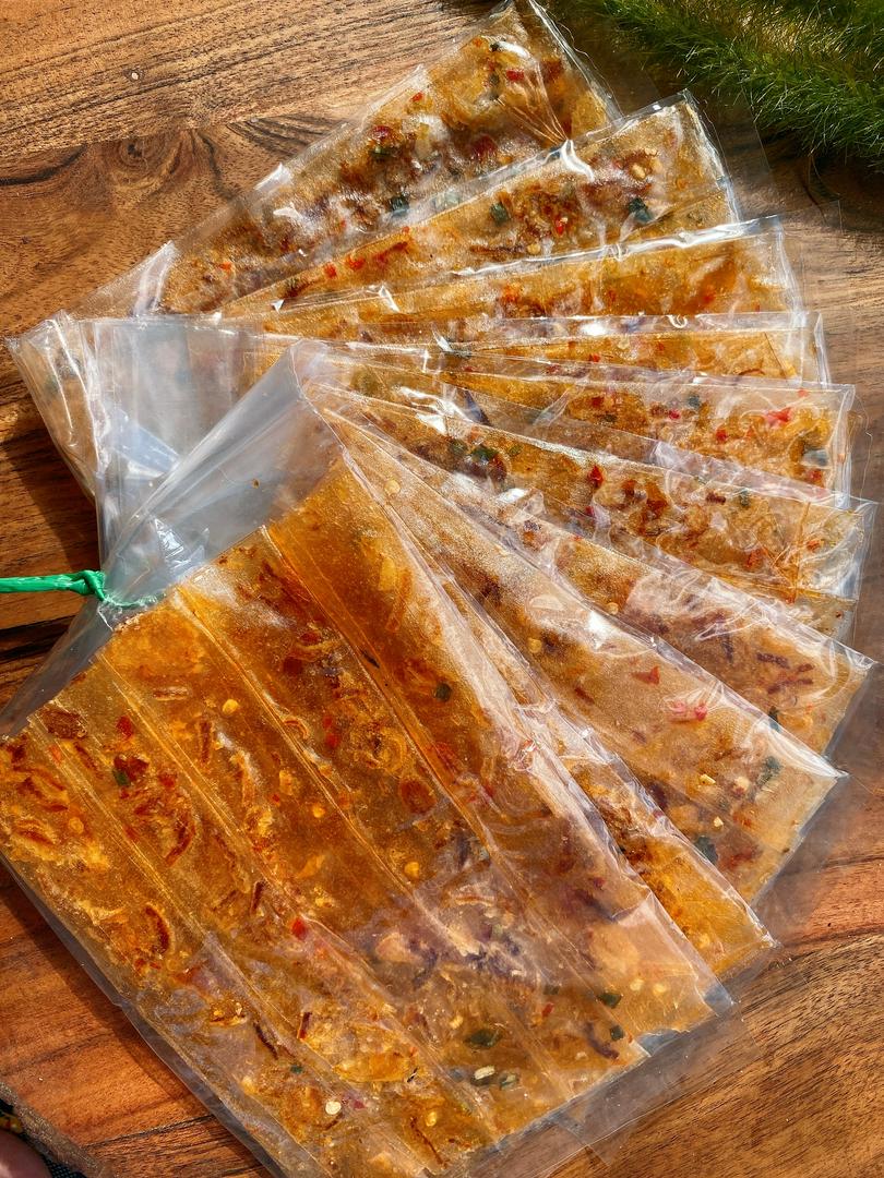 1-xau-banh-trang-cuon-tang-1-bich-cung-loai