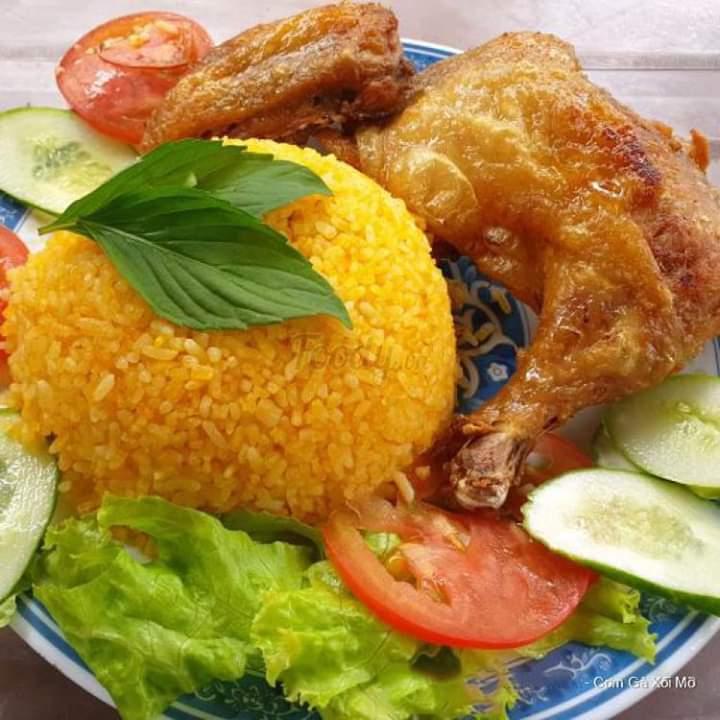 com-ga-mam-toi-lon-1-chai-nuoc-sam