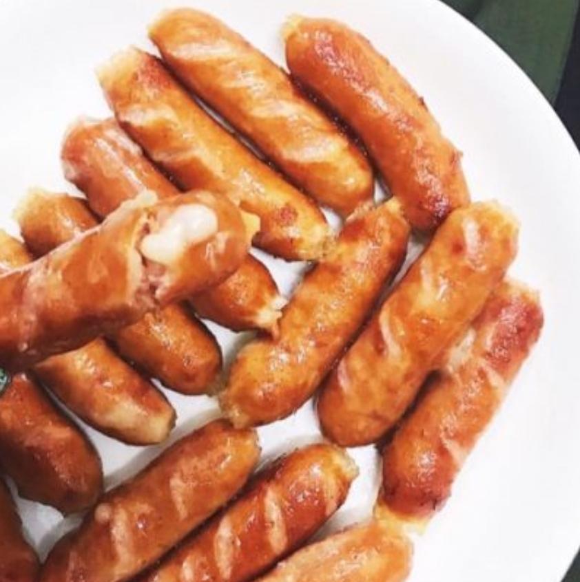 xuc-xich-nhan-pho-mai-nhat-loai-1