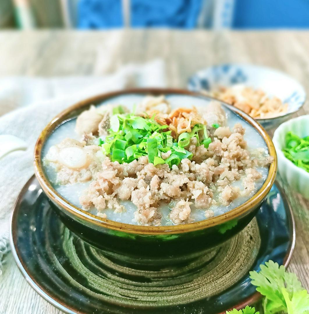 chao-suon-thit-bam-nho