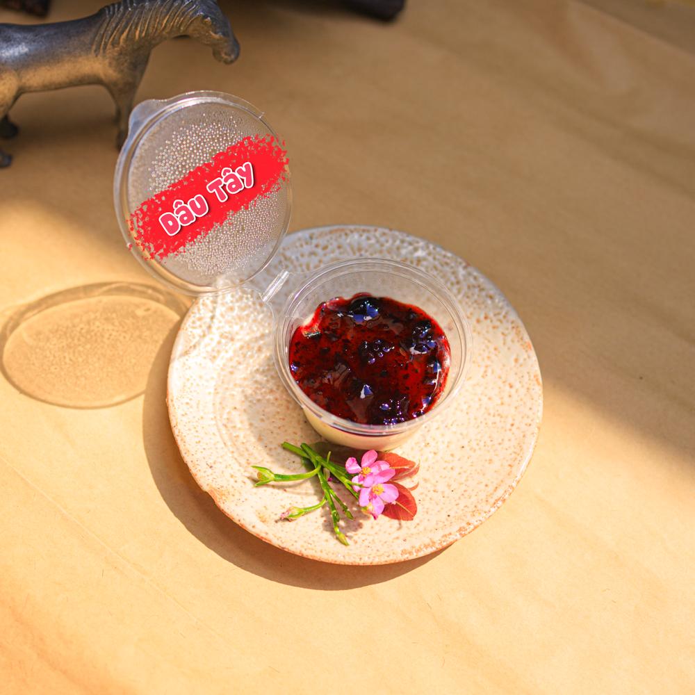 banh-panna-cotta-dau-tay-120ml