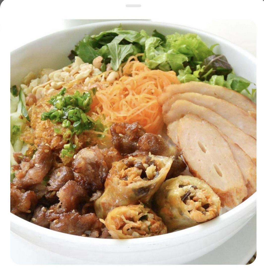 bun-thit-nuong-cha-gio-cha-gio-them