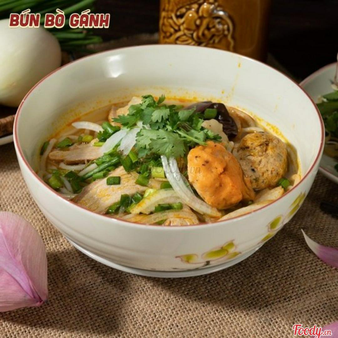 bun-bo-hue-bo-cha-khong-gio