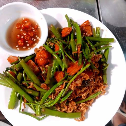 combo-pha-lau-mi-xao-pha-lau