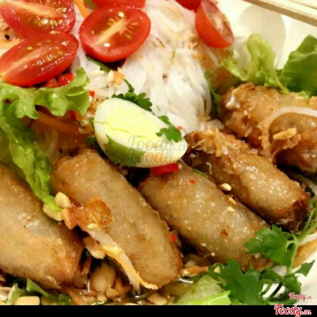 bun-tron-nem-va-thit-nuong