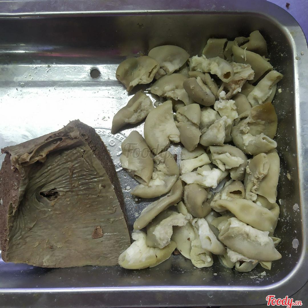 to-them-pheo-la-mia-vua