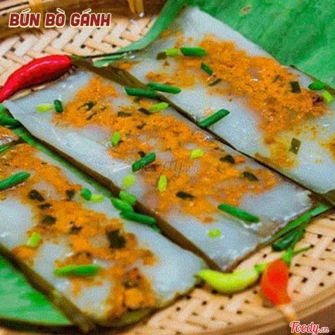 banh-nam-goi-la-chuoi