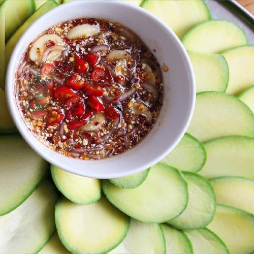 xoai-xoai-non-500gr-mam-ruoc