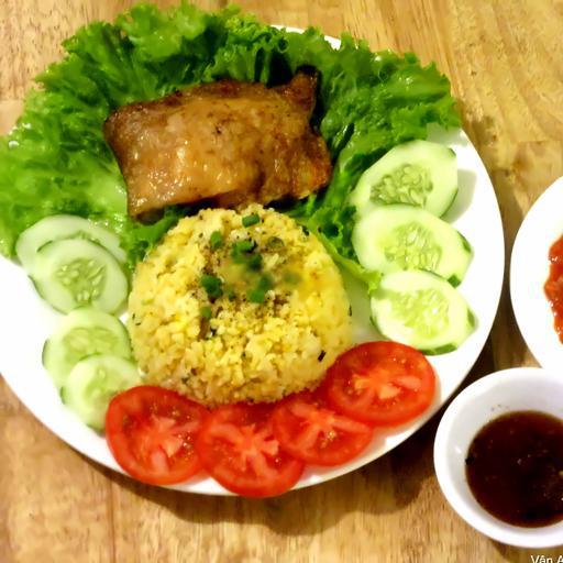 com-ma-ui-ga-chien-gion