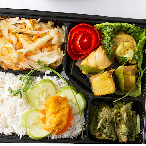 com-ga-rang-gung-com-bo-ham-com-trung-uc-thit-3-pepsi-3-khan-lanh