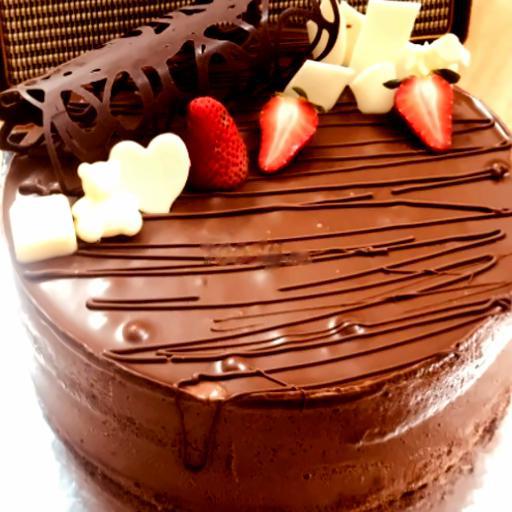 dark-chocolate-mouse-cake