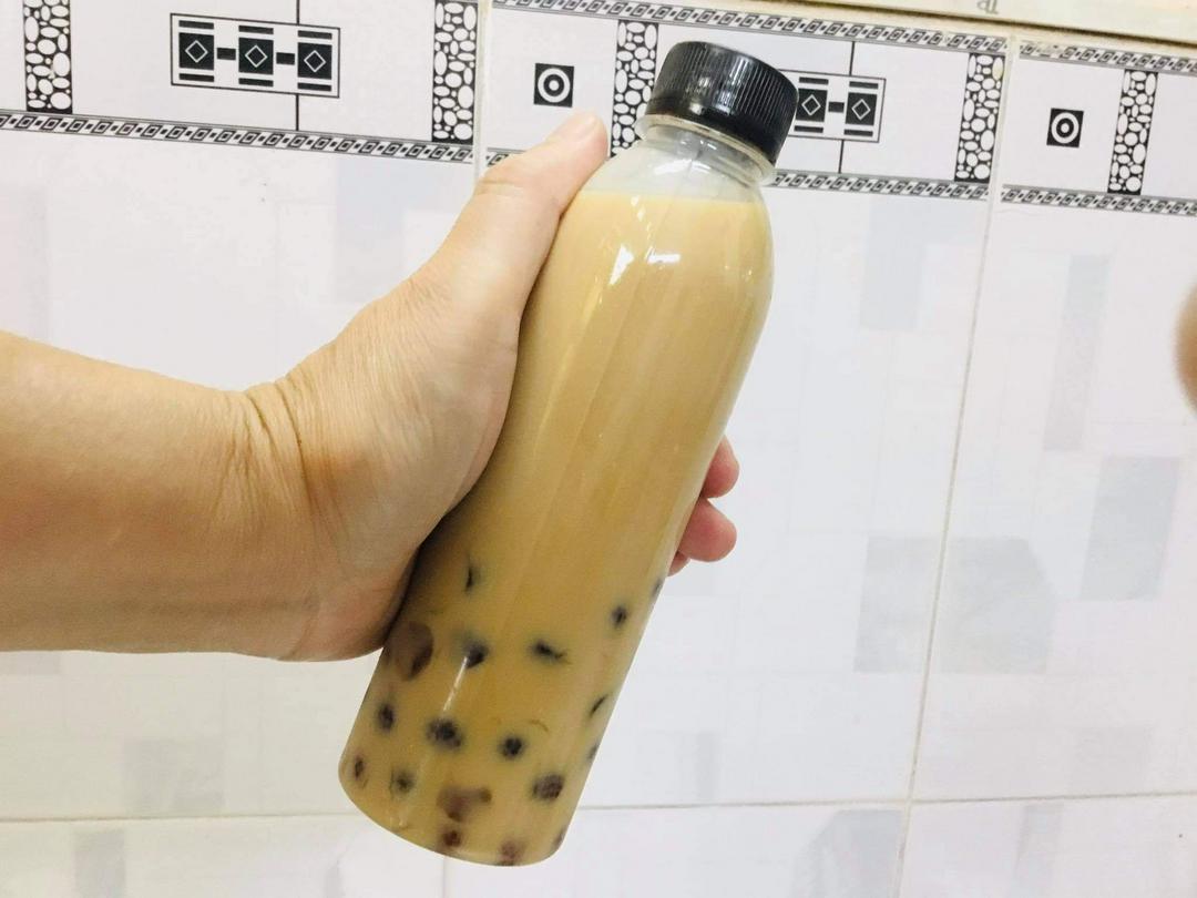 tra-sua-truyen-thong-tran-chau-3q-uong-en-kem-tay