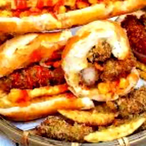 banh-mi-nem-chua-ran-trung