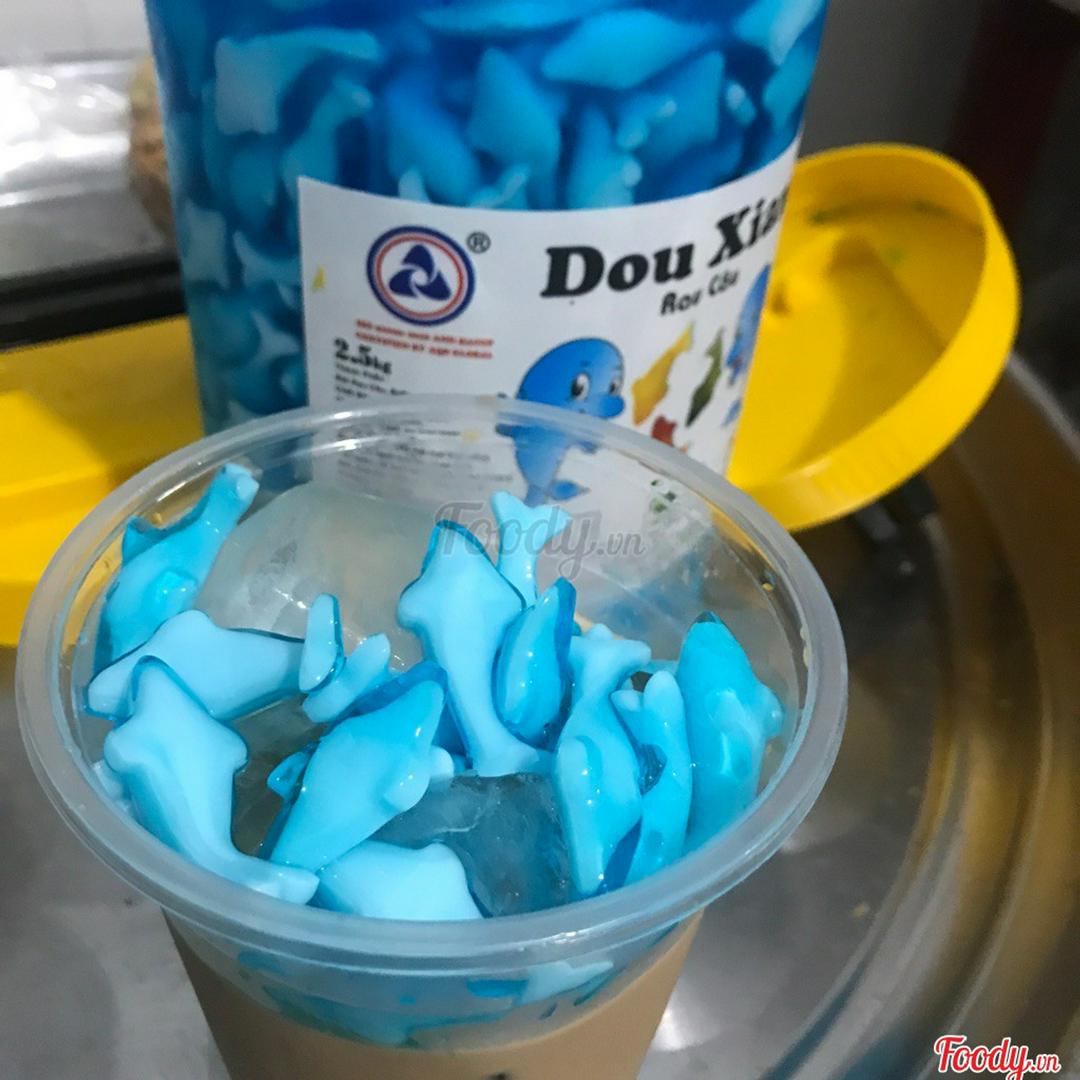 tra-sua-thach-ca-4m-ly-500ml