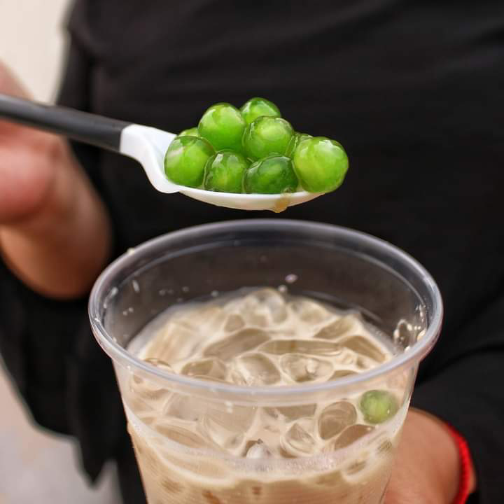 tra-sua-tran-chau-dua-la-dua