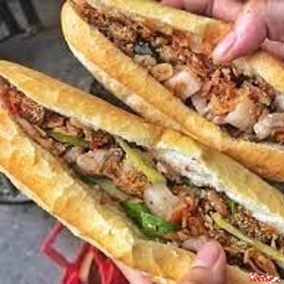 banh-mi-heo-quay