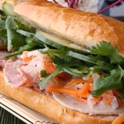banh-mi-ac-biet