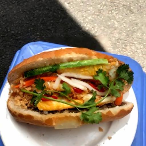 banh-mi-op-la-cha-bong