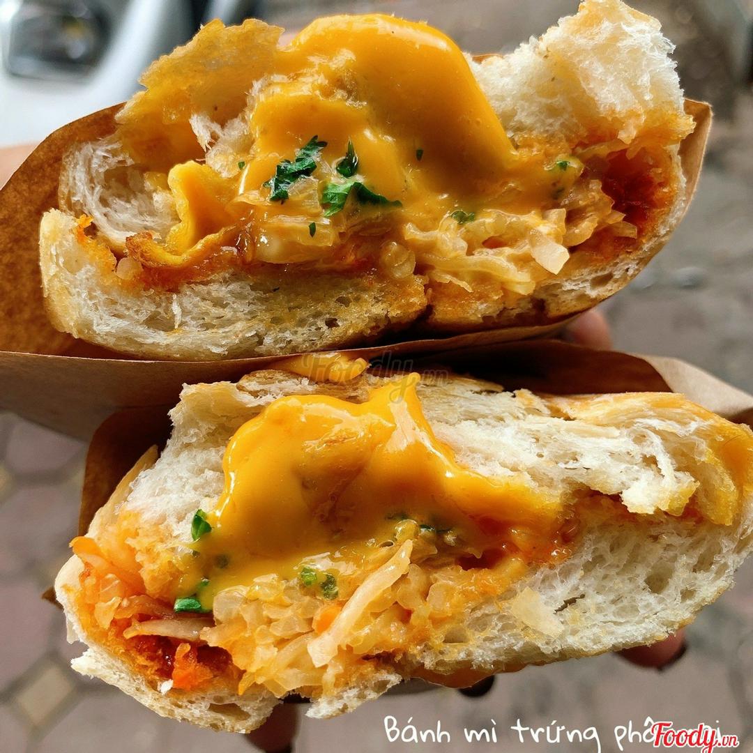 banh-mi-trung-pho-mai