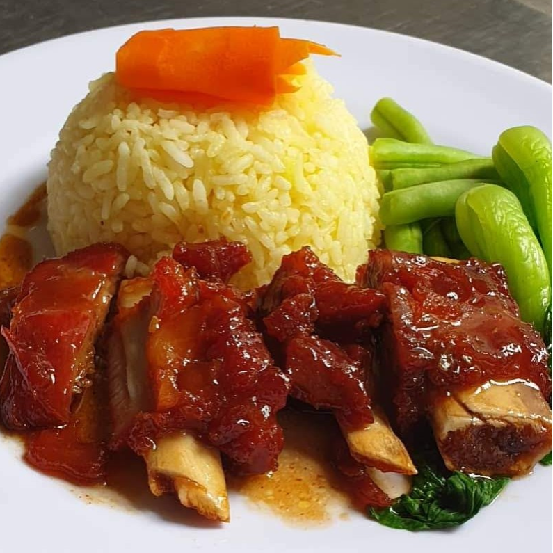 com-suon-nuong-cay