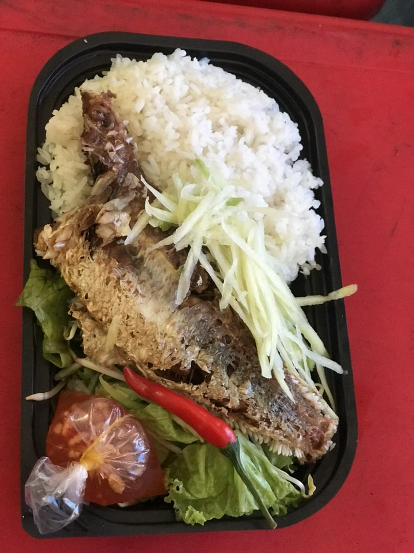 com-ca-chi-vang-chien-mam-xoai