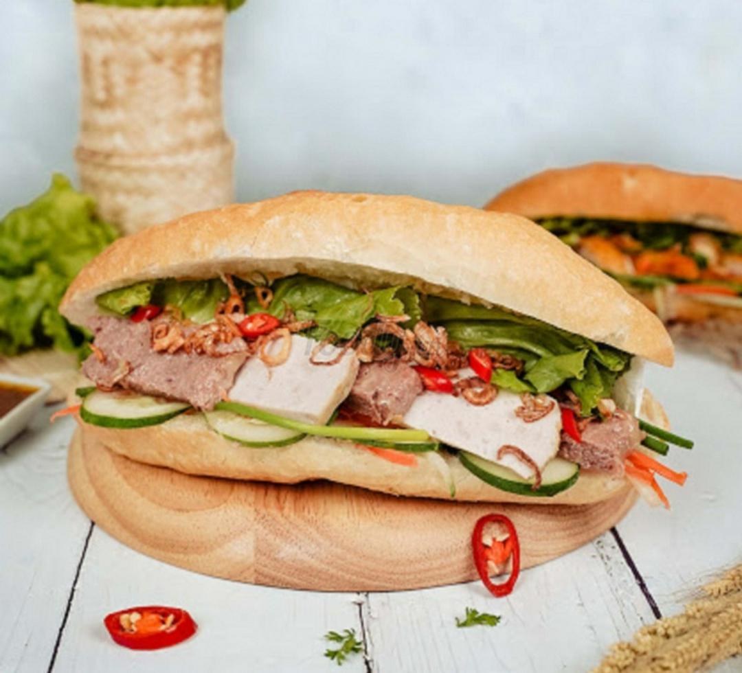 banh-mi-cha-lua-cha-bo