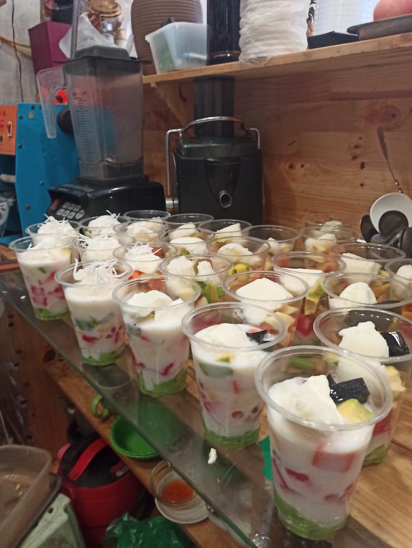 sua-chua-deo-cacao-che-dua-dam-thach-la