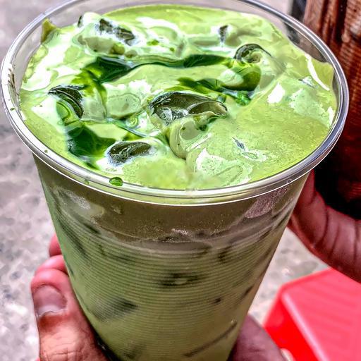 matcha-sua-ko-kem