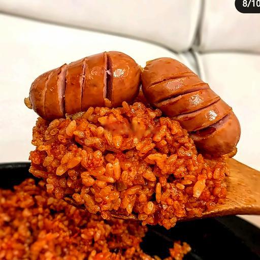 com-rang-kim-chi-xuc-xich-bi-hq-kem-trung-op