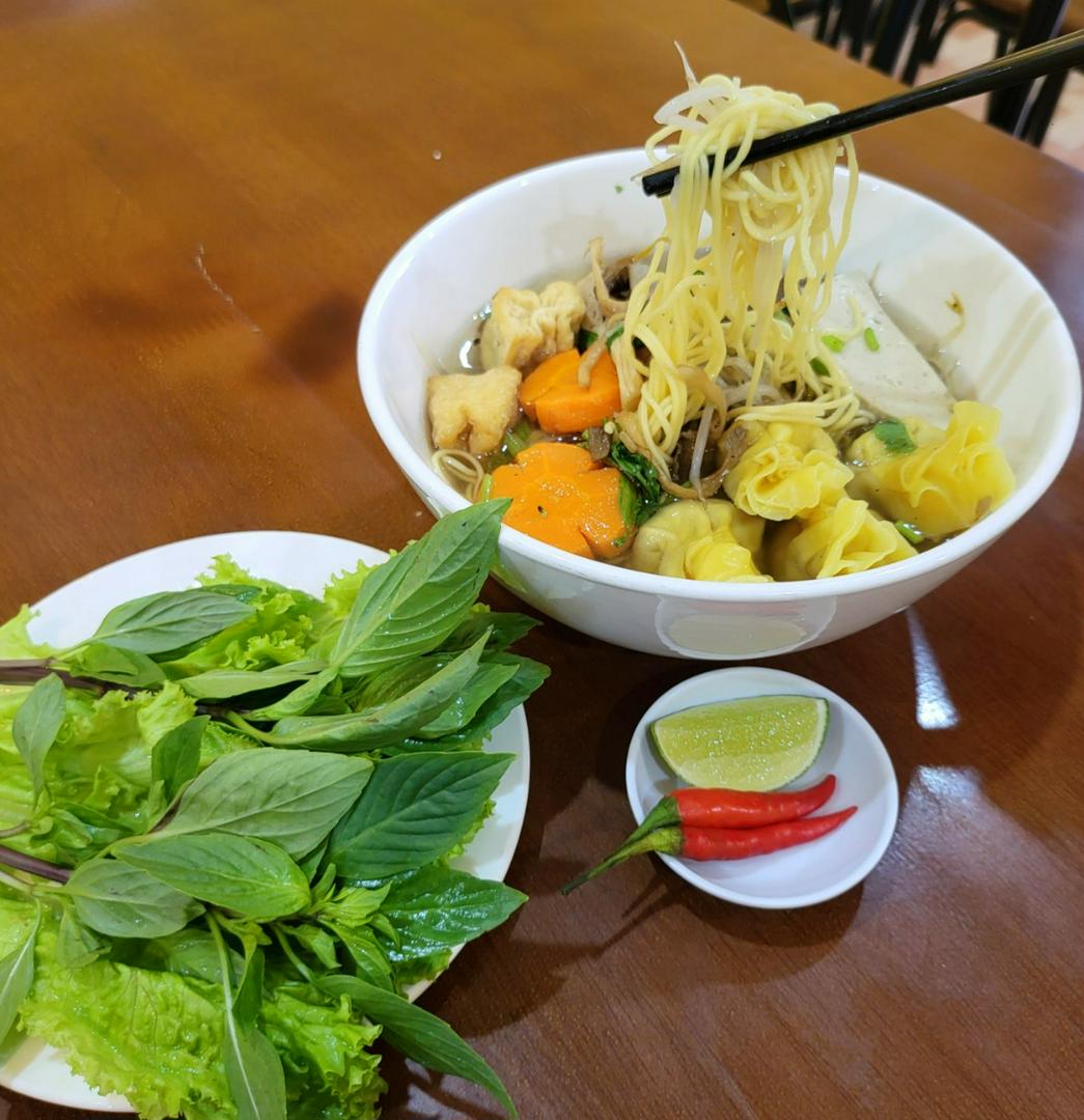 hoanh-thanh-mi-chay-ac-biet