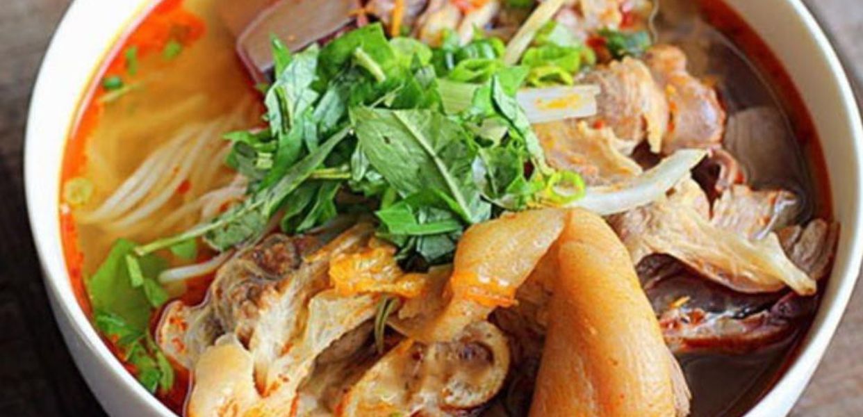 bun-bo-gio-heo-ong-xoai