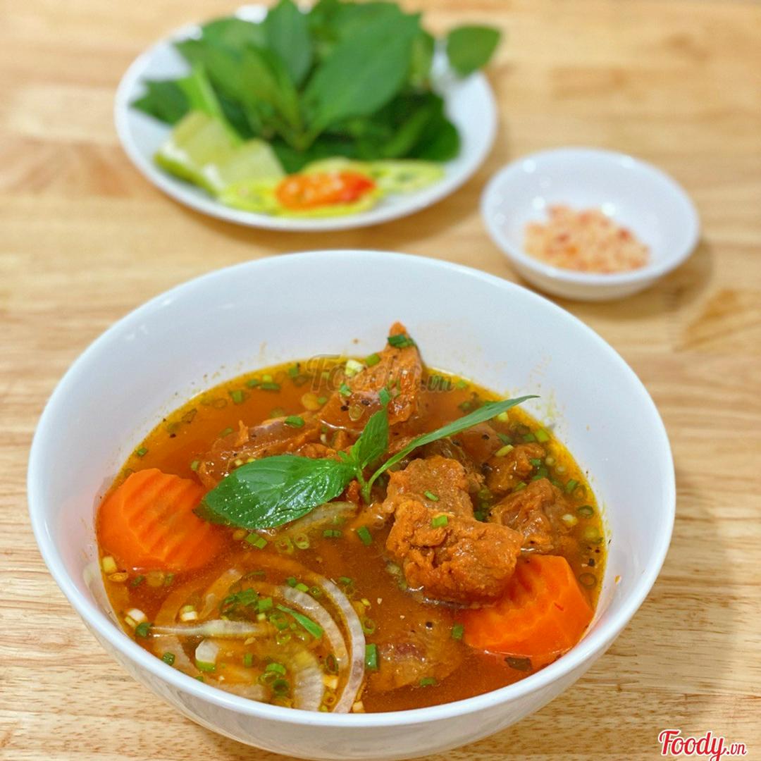 1-banh-mi-bo-kho-1-chai-pepsi-390ml