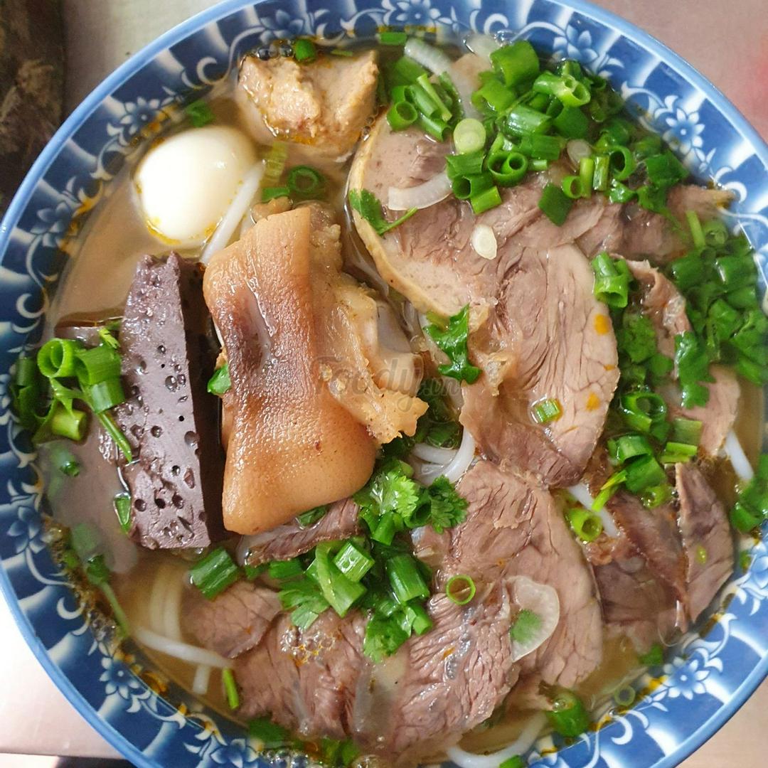 bun-bo-hue-ay-u