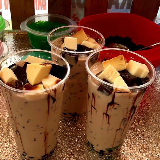 sua-tuoi-socola-tran-chau-uong-en