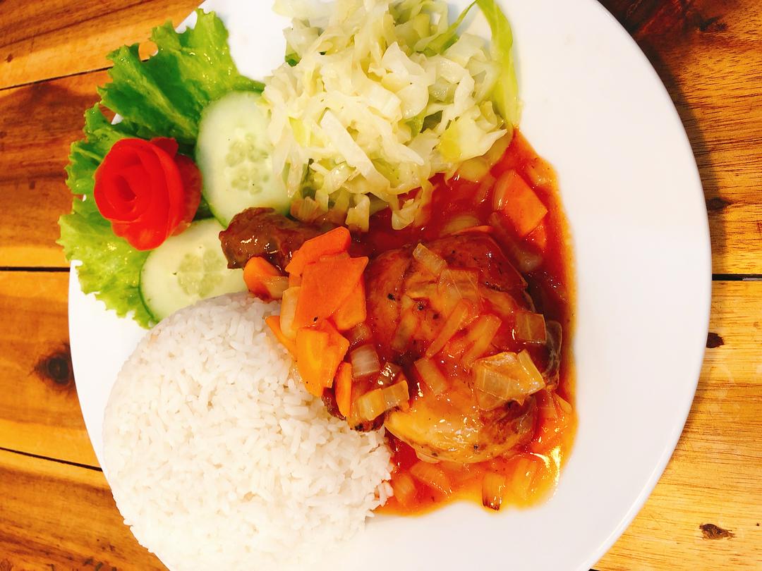 com-ga-sot-chua-ngot