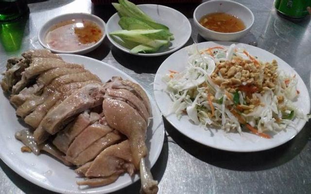 phu-xuan-quan-vit-co-van-inh