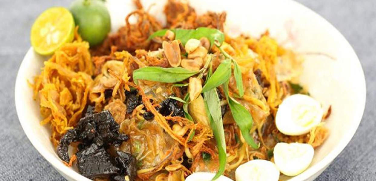 chi-nhung-banh-trang-tron-o-an-vat