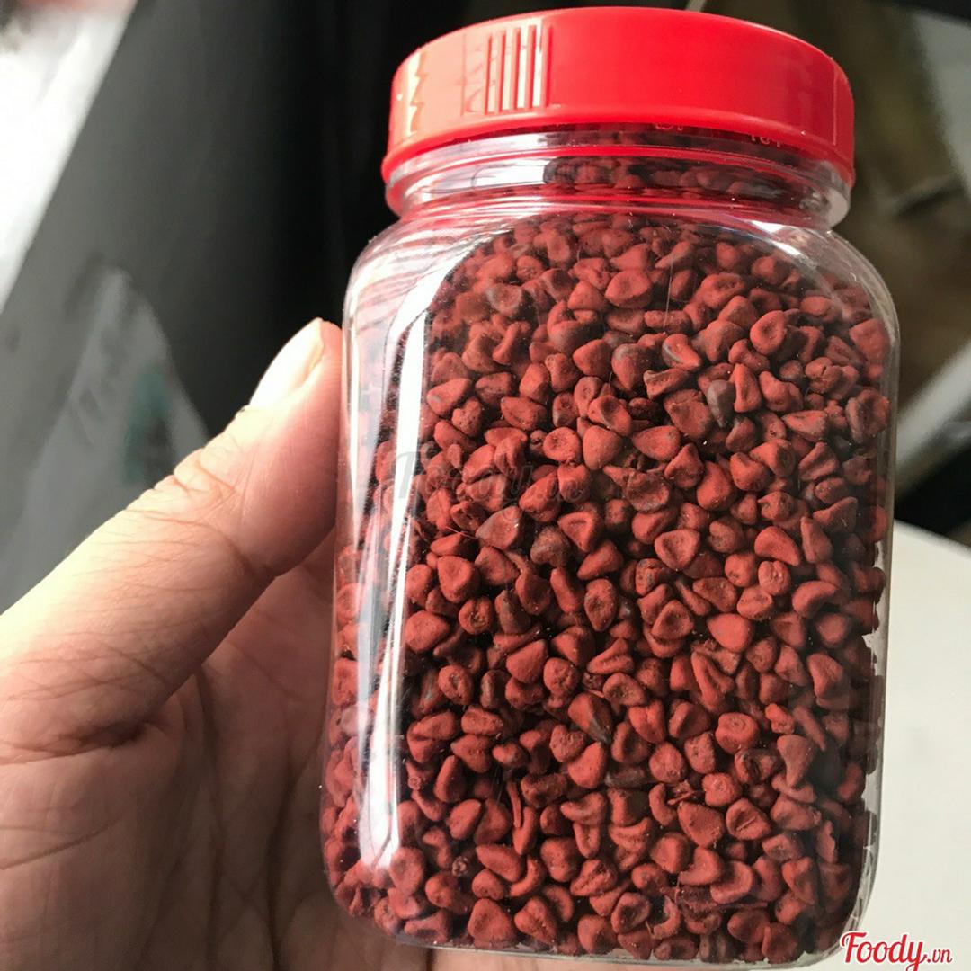 hat-ieu-e-lam-mau-ieu