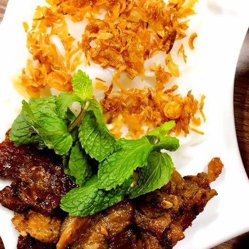 banh-cuon-chay-cha-nuong