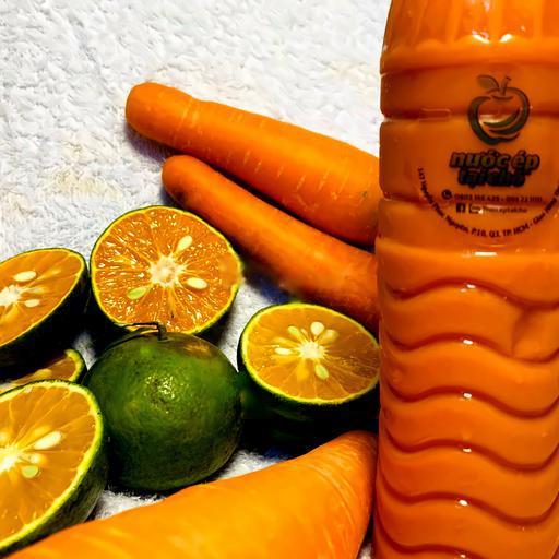 ep-cam-ca-rot-chai-nguyen-chat-khong-uong-khong-a