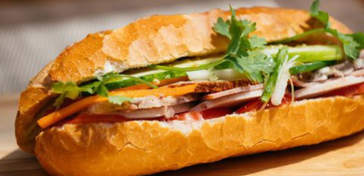 tra-bi-ao-banh-mi-nguyen-cuu-van