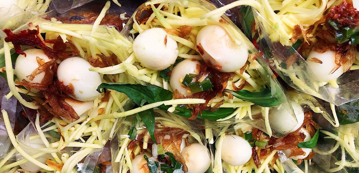 Bánh-Tráng-Trộn-Cô-Thảo