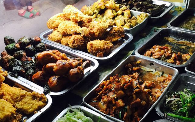 ai-huynh-com-binh-dan-banh-a-ca-ro-tu-mo