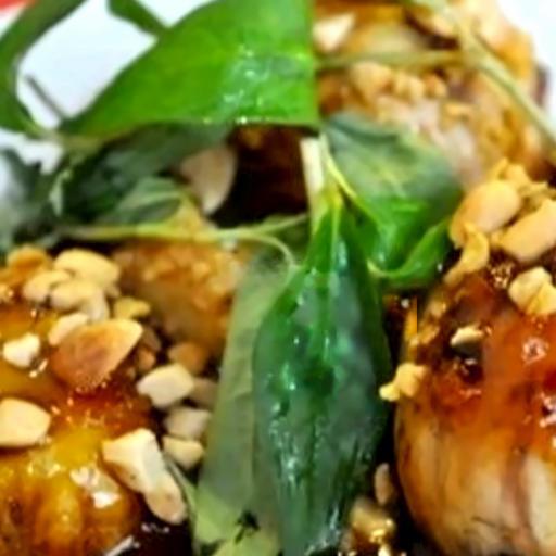 trung-vit-lon-xao-nuoc-mam