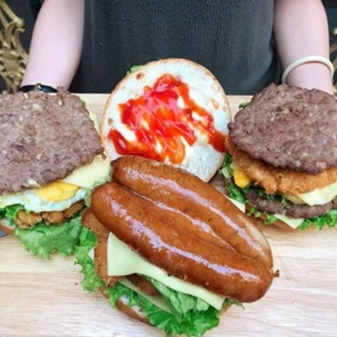 sandwich-tom-2-tang-trung-pho-mai-khoai-vua-ga-lac-pepsi-free
